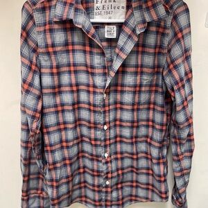 Frank and Eileen Buttondown Size Medium